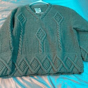 Aran Handknit Elegant Cable Knit Sweater - Sage Green
